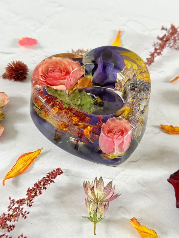 Heart Tea Light Holder - Image 2