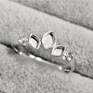 CZ Triple Leaf Ring