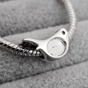 Memorial - Robin Charm