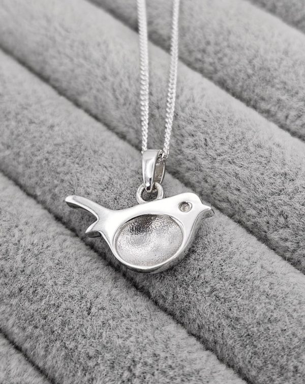 Memorial - Robin Pendant
